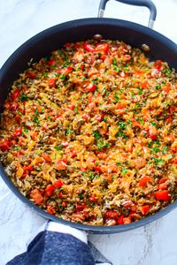 Ground Beef and Rice Skillet Dinner - meal prep recipes - dinner recipes - beef recipes - rice recipes - quick dinner - meal train - pantry ingredients - winter recipes