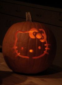 I must attempt this Hello Kitty jack-o-lantern!