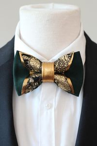 Check out this item in my Etsy shop https://www.etsy.com/listing/1274406560/elegant-hunters-green-gold-bow-ties-for