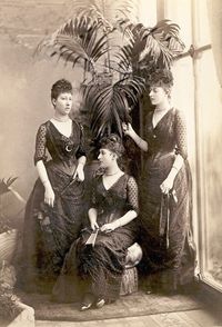 Princesses Louise, Maud and Victoria of the United Kingdom - Maud de Galles — Wikipédia