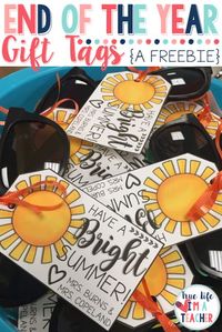 SUPER CUTE end of year gifts for students plus a free printable gift tag! Love!