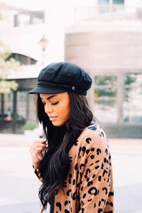 It's just me but are fall hats a total thing now? There are so many options when it comes to different types of hats. Shop my favorite fall hat trends here.