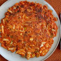 Grandma style kimchi pancake (Kimchijeon) recipe by Maangchi