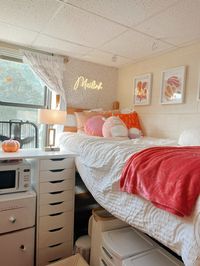 preppy, dorm inspo, dorm decor, pink and orange!!