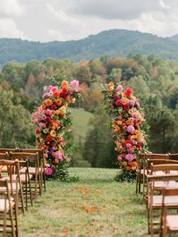 #WeddingArch #CeremonyArch #IndianWedding #WeddingDecor #CoralWedding #WeddingInspiration #WeddingIdeas #BrideToBe #WeddingPlanning #Love