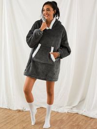 Blanket Hoodies Robe night outfit cozy outfit pajamas oversize hoodie,SUMMER OUTFITS, SPRING OUTFITS,FALL OUTFIT, CONCERT OUTFIT, BRUNCH OUTFIT,SMART CASUAL WORK OUTFIT,BUISNESS CASUAL, SPRING OUTFITS 2023,SPRING BREAK OUTFITS,SUMMER 2023 OUTFITS,IBIZA OUTFITS,MIAMI SPRING BREAK OUTFITS BLACK WOMEN, BLACK WOMEN FASHION,SPRING FAMILY PHOTOSHOOT OUTFITS,STARGIRL OUTFITS,TAYLOR SWIFT ERAS TOURS OUTFIT IDEAS,EVERYDAY OUTFITS SPRING, EASY MOM OUTFITS,TAYLOR SWIFT OUTFIT INSPO,STYLISh