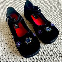 How Iconic Are These?!? Mudd Vintage Velvet Floral Bead Embroidered Buckle Mary Jane Platforms Shoes Women’s Sz 8. Very Minimal Wear Soles Still Look Amazing!! Smoke Free Home!! Great Vintage Y2k Condition! These Are So Iconic! Channel Your Inner 2000's Fashionista With The Mudd Velvet Floral Bead Embroidered Buckle Mary Jane Platforms. Step Into A World Of 2000's Nostalgia With These Unique Mudd Velvet Floral Bead Embroidered Buckle Mary Jane Platforms! These Platform Shoes Capture The Essence