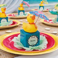 Favor your guests with a taste of the tropics. Easy to make, these colorful treat boxes are a wonderful way to make your beach bash memorable.