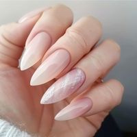 42 Trendy New Year’s Nails To Kick Off The Year In Style