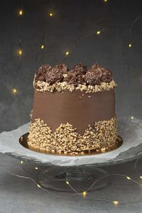 The BEST Ferrero Rocher Cake (VIDEO) - Spatula Desserts