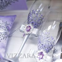 Welcome! Glad to see you in a wedding shop!  Personalized champagne glasses  The set includes two glasses with hand painted and decor. ♥ ABOUT Personalized champagne flute: Material: Glass Capacity: 220ml Height of glasses: 25cm (9.8 in)  ♥ I can ADD PERSONALIZATION: your names, Mr. & Mrs. or the