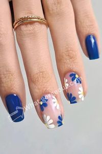 #FloralNails #FlowerNailArt #BloomingNails #SpringNails #ElegantNailDesigns #TrendyFloralNails #PrettyNailArt #ChicFlowerNails #NailDesignIdeas #NatureInspiredNails