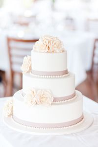 Vintage Rose Wedding Cake