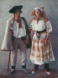 FolkCostume&Embroidery: Costume of Čičmany and vicinity, Slovakia