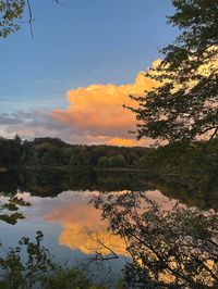 upper lake at mount holyoke college by me pls dont repost :)