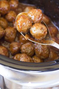 Slow Cooker Peach & Honey Chipotle Appetizer Meatballs - The American Patriette