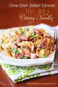 Peas, Ham, and Creamy Noodles -- A perfect, easy one dish skillet dinner, made in less than 15 mins! You even boil the noodles right in the skillet. www.kevinandamanda.com