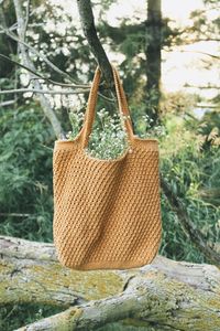 This market bag crochet pattern is the perfect accessory if you are wanting to live more sustainably. This free pattern is easy and durable..