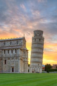 Michael Valjak, The Leaning Tower of Pisa at sunrise - Italy, Europe)