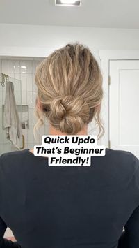 Heres an easy low bun updo that anyone can do! This updo is perfect for any occasion! - #lowbunhairstyles #hairbunstyle #messybuns #updo #updohairstyles #updohair #updosnaturalhairstyles #updohairstylesforlonghair #weddinghair #weddingguesthair