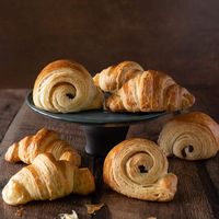 French Croissants | Chocolate Croissants (40 step-by-step photos)