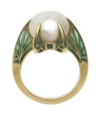 #ArtNoveau | Pearl Ring. Rene Lalique (1860-1945) Circa 1900. Pearl, gold, plique-a-jour.