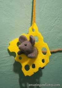 Sweet Felted Mouse and Cheese