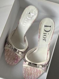 #clothes #clothesforwomen #fashion #outfits #ootd #style #heels #heelsaddict #heelslover #heelshoes #heelsclassy #highheels #highheelsclassy #highheelboots #highheelshoes #highheellover #christiandior #dior