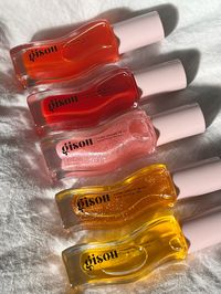 Lip oil, makeup, lipgloss, aesthetic, gisou, juicy, must have, it girl