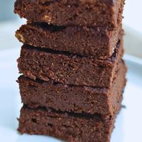 Healthy and Fudgy Flourless Pumpkin Brownies Recipe