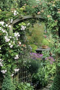 30 English Gardens To Visit - Design Ideas for English Gardens #secretGarden