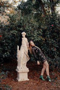 Garden Photoshoot Orlando, FL #fashion #photography #modeling #model #artsy#flowers #garden #poses