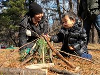 Tinkergarten outdoor classes and activities where kids learn through play