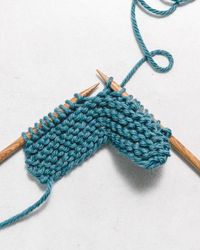 Learn how to knit the knit stitch with easy, step-by-step instructions.