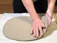 How to Keep Clay Flat – 16 Ways to Avoid Warping