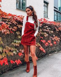 fashion inspo // fall outfit // red overalls