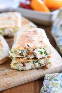 Holy moly, these chicken bacon ranch wraps are so crazy delicious, you won't believe it. Plus, they take just minutes to throw together! | melskitchencafe.com