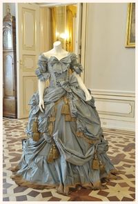 Marie Antoinette gown a'la francaise costume design historical costume baroque France Maria Antonina Aleksandra Kucharczyk Pałac w Wilanowie Elisabeth Vigee-Lebrun