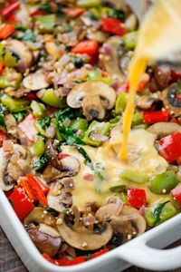 Veggie Loaded Breakfast Casserole - made with hash browns and all your favorite veggies! Add in rotisserie chicken, crumbled sausage or anything else you please - it's totally customizable! #breakfast #breakfastcasserole #casserole #veggiecasserole | Littlespicejar.com @littlepsicejar