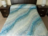 Bargello Wave Quilt -- magnificent skillfully made Amish Quilts from Lancaster (hs7602)