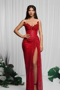 Unleash your inner diva with the Perla High Split Maxi Dress! This stunning dress features a gorgeous trim design that adds a touch of elegance to your look. The off shoulder design is perfect for showing off your shoulders while the tight fit hugs your curves in all the right places. Make a bold statement with this dress at your next event! Size(cm)/(inch) S M L Bust 84 88 92 32.76 34.32 35.88 Waist 64 68 72 24.96 26.52 28.08 Hips 90 94 98 35.1 36.66 38.22 Material: Polyester *The above data 