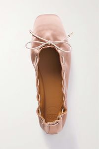 Trust Chloé to breathe new life into your wardrobe staples - these 'Oracia' ballet flats are so elegant and fresh. They're made from smooth satin like traditional pointe shoes and threaded with dainty ties. Keep them in your carry-on when traveling and slip them on when you arrive.