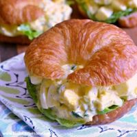 Deviled Egg Salad Sandwiches ... a tasty twist on the classic egg salad recipe! This easy deviled egg salad recipe is bursting with flavor and crunch! So simple to make and perfect for parties, snack, or any meal! | Hello Little Home