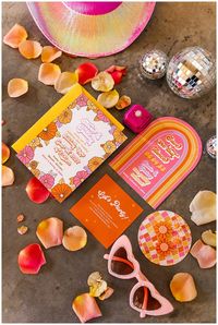 How to Create a Retro Inspired Wedding with Vibrant Colors and Groovy Details - himherphoto.com