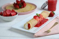 Rhubarb-Ricotta Crepes - Gusto TV