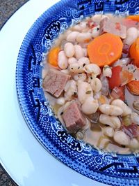 Effortless Ham & White Bean Soup