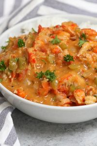 Best Cajun Crawfish Etouffee (Louisiana Style) - IzzyCooking