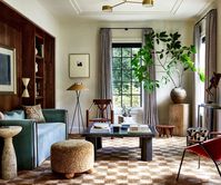 These are the top 50 interior designers of 2024, according to 1stDibs |