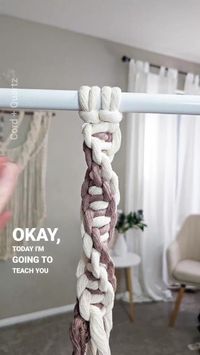 A slowed down full tutorial for a double sided spiral knot with 2 colors. This macrame tutorial will help you if you've been struggling with this. Have fun knotting!