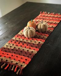 crochet yarn-crochet table runner pattern square